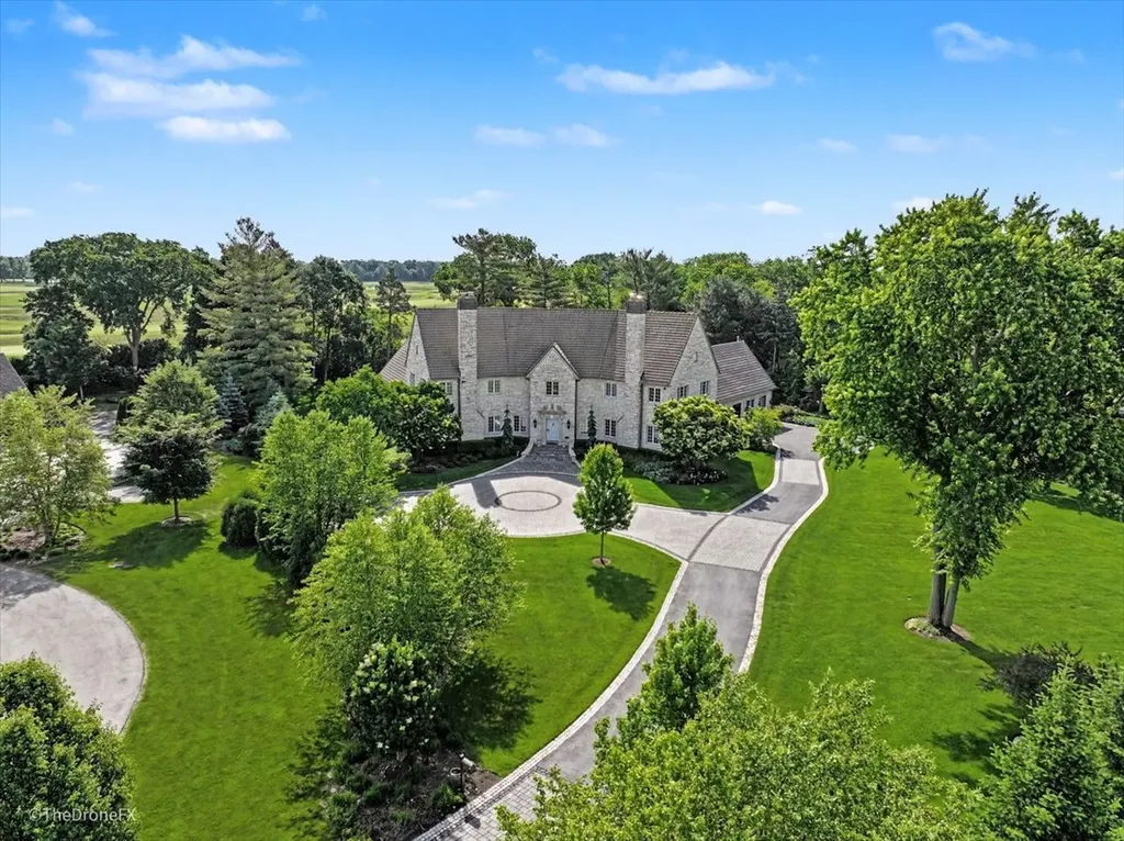 25W451 Plamondon Road Wheaton IL 60189