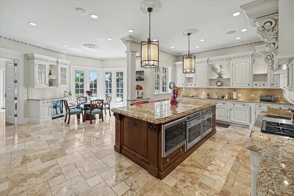 25W451 Plamondon Road Wheaton IL 60189