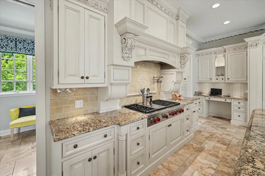 25W451 Plamondon Road Wheaton IL 60189