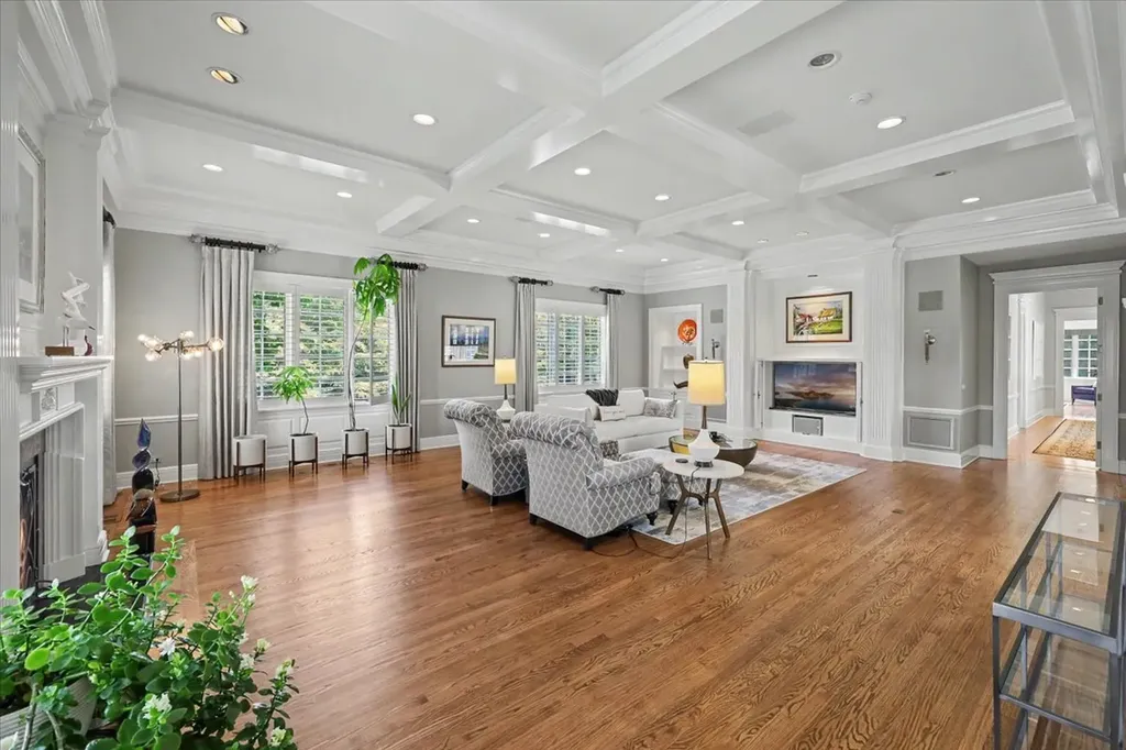 25W451 Plamondon Road Wheaton IL 60189