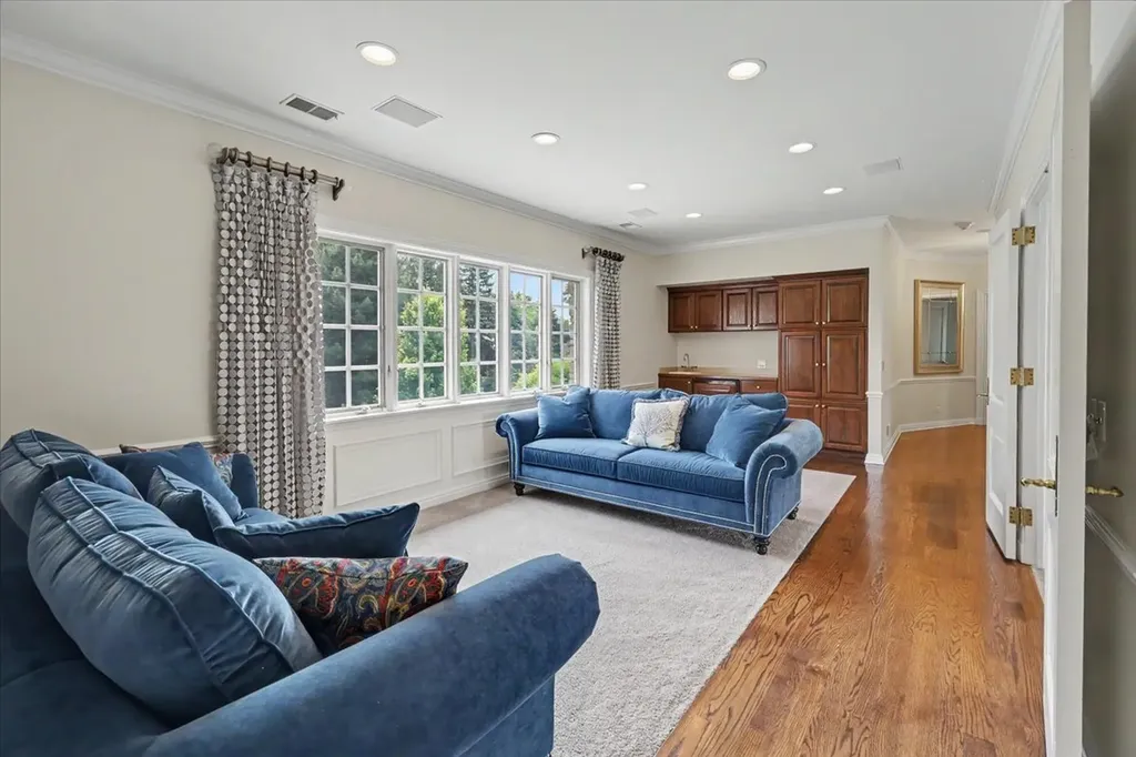 25W451 Plamondon Road Wheaton IL 60189