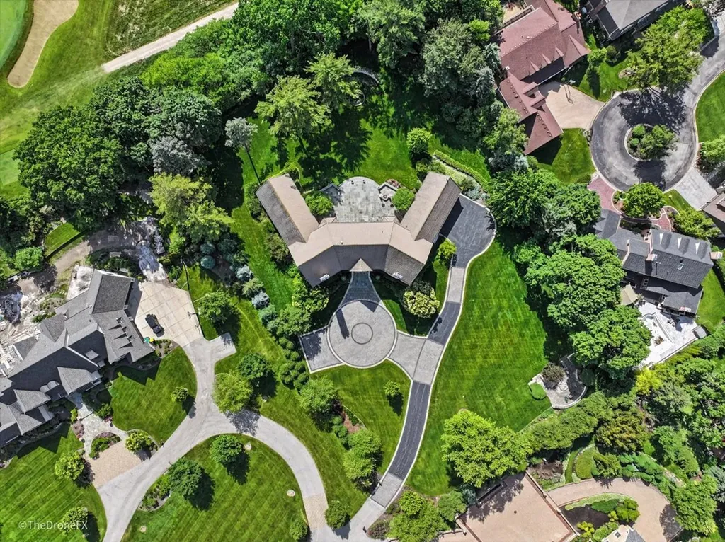 25W451 Plamondon Road Wheaton IL 60189