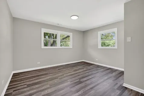 18701 Loras Lane Country Club Hills IL 60478