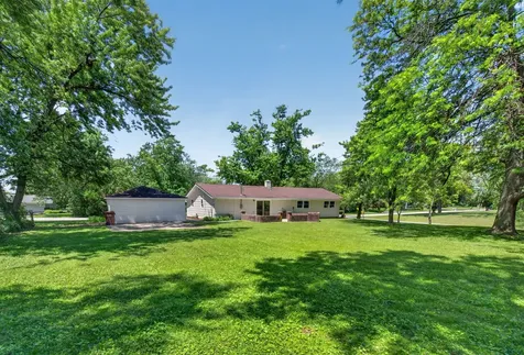 18701 Loras Lane Country Club Hills IL 60478