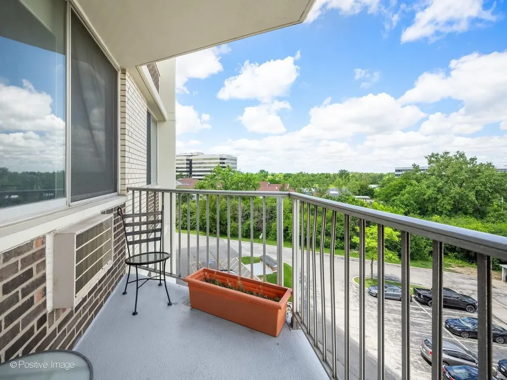 40 North Tower Road Oak Brook IL 60523