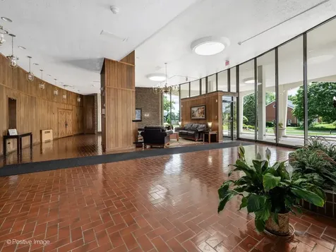 40 North Tower Road Oak Brook IL 60523