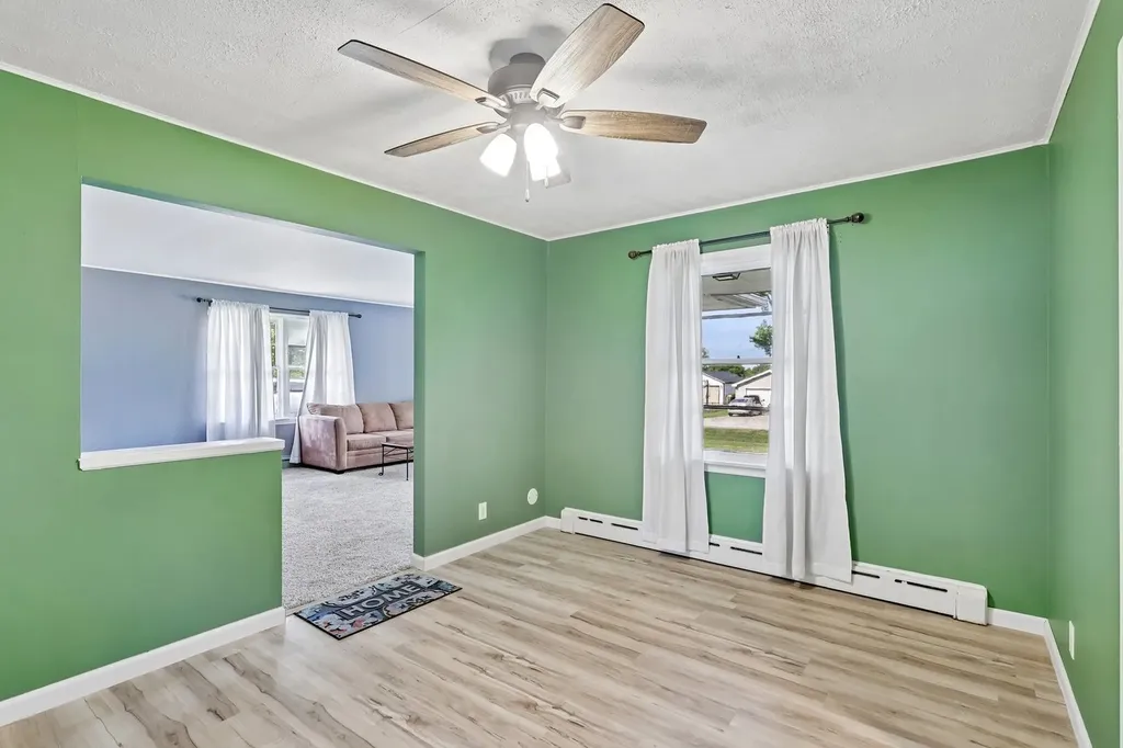 2N075 Mildred Avenue Glen Ellyn IL 60137