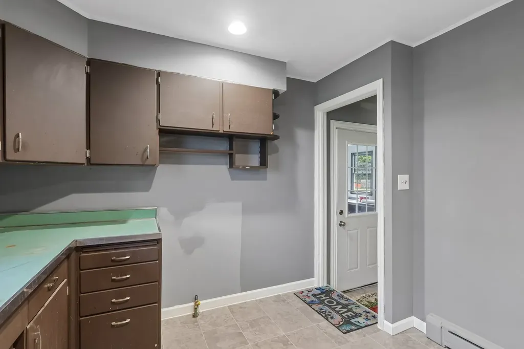 2N075 Mildred Avenue Glen Ellyn IL 60137