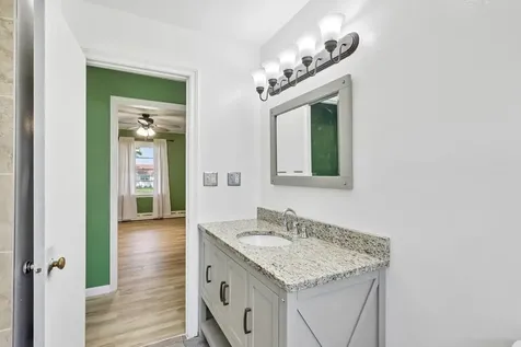 2N075 Mildred Avenue Glen Ellyn IL 60137