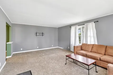 2N075 Mildred Avenue Glen Ellyn IL 60137