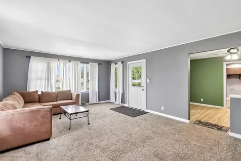 2N075 Mildred Avenue Glen Ellyn IL 60137