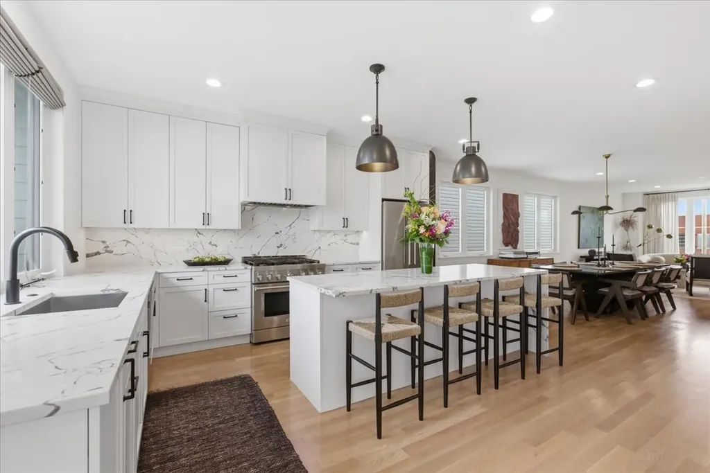 2512 West Polk Street Chicago IL 60612