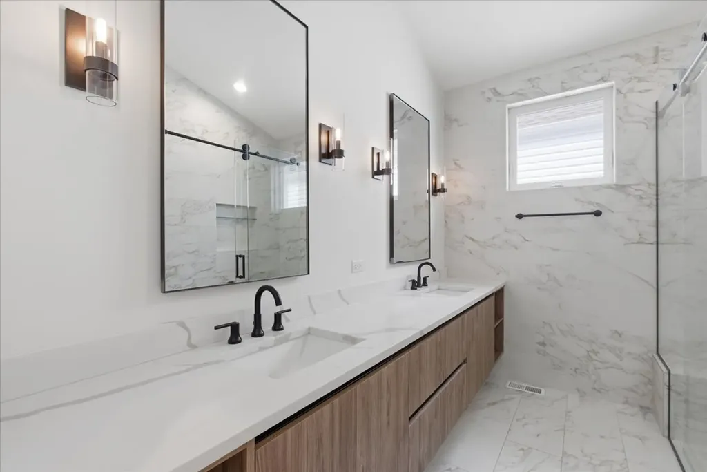2512 West Polk Street Chicago IL 60612