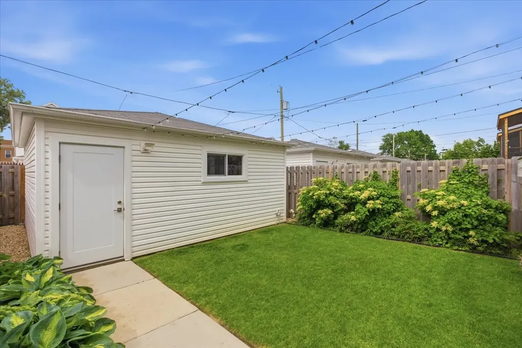 2512 West Polk Street Chicago IL 60612