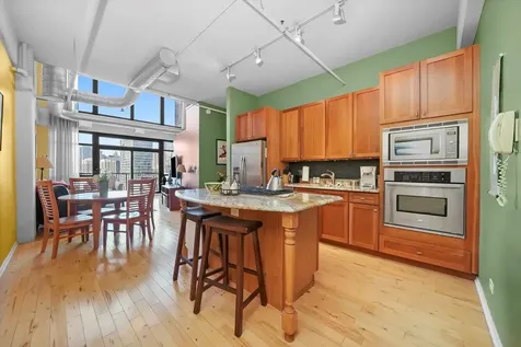 1530 South State Street Chicago IL 60605