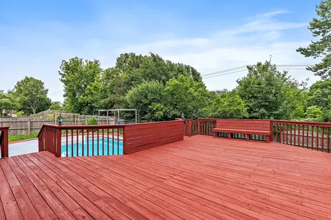25 Magnolia Drive Streamwood IL 60107
