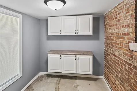 17561 Hillside Avenue Homewood IL 60430