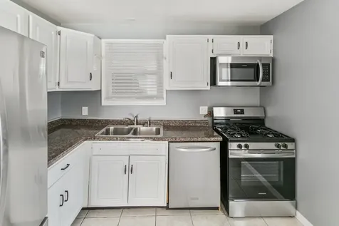 17561 Hillside Avenue Homewood IL 60430