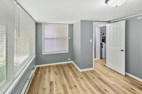 17561 Hillside Avenue Homewood IL 60430