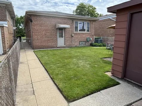 3506 East 114th Street Chicago IL 60617