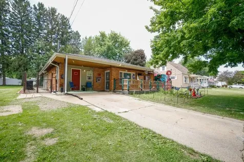 411 East Lincoln Street Mount Morris IL 61054