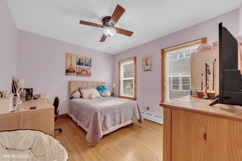 2457 North Nordica Avenue Chicago IL 60707