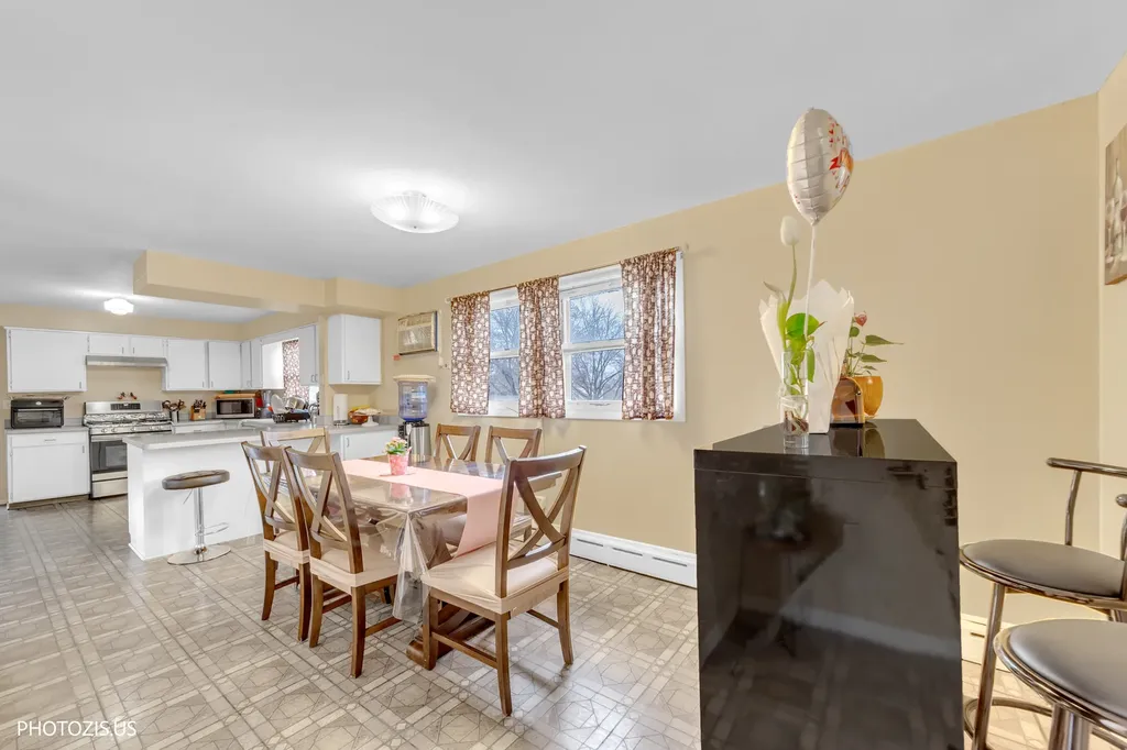 2457 North Nordica Avenue Chicago IL 60707