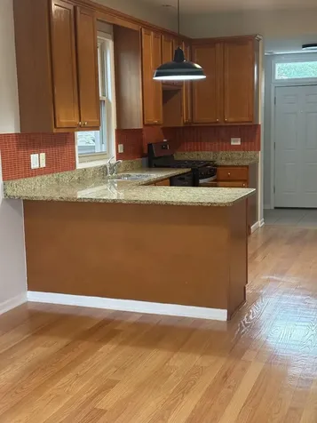 6834 South Dorchester Avenue Chicago IL 60637