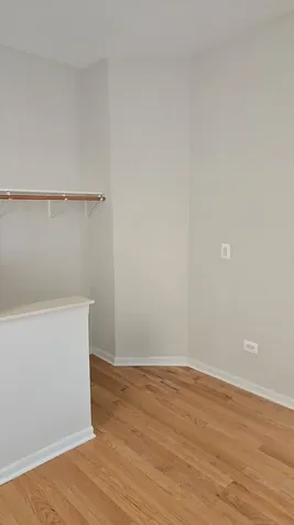 6834 South Dorchester Avenue Chicago IL 60637
