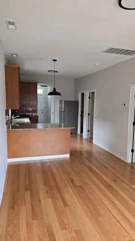 6834 South Dorchester Avenue Chicago IL 60637