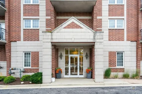 405 South Creekside Drive Palatine IL 60074
