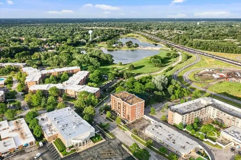 405 South Creekside Drive Palatine IL 60074