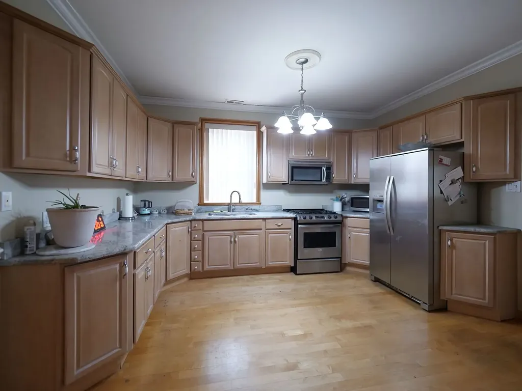 3256 North Elston Avenue Chicago IL 60618