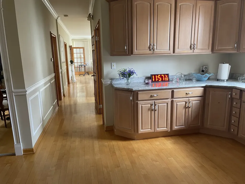 3256 North Elston Avenue Chicago IL 60618