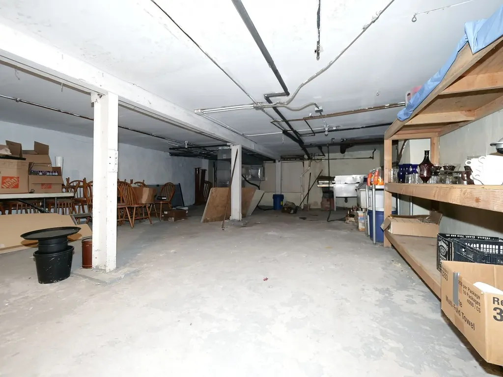 3256 North Elston Avenue Chicago IL 60618