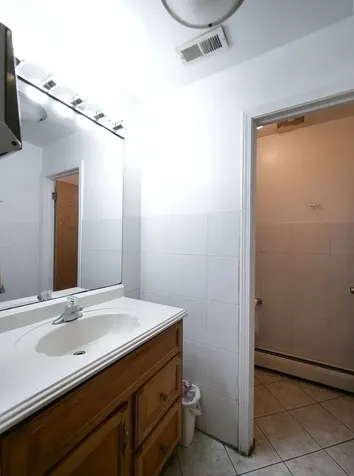 3256 North Elston Avenue Chicago IL 60618