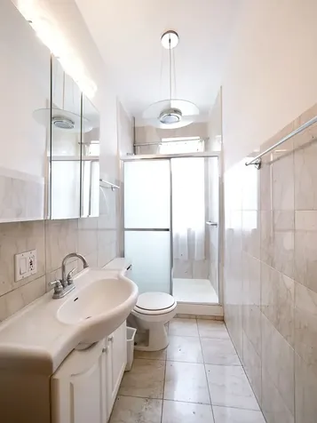 3256 North Elston Avenue Chicago IL 60618