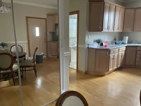 3256 North Elston Avenue Chicago IL 60618