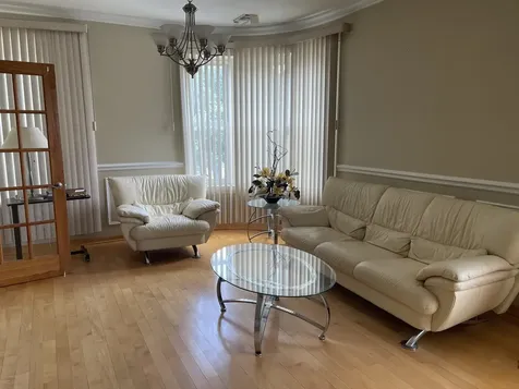 3256 North Elston Avenue Chicago IL 60618