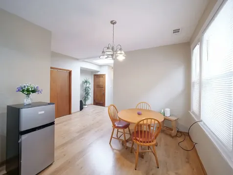 3256 North Elston Avenue Chicago IL 60618