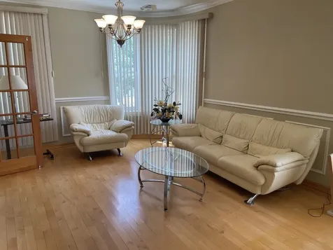3256 North Elston Avenue Chicago IL 60618