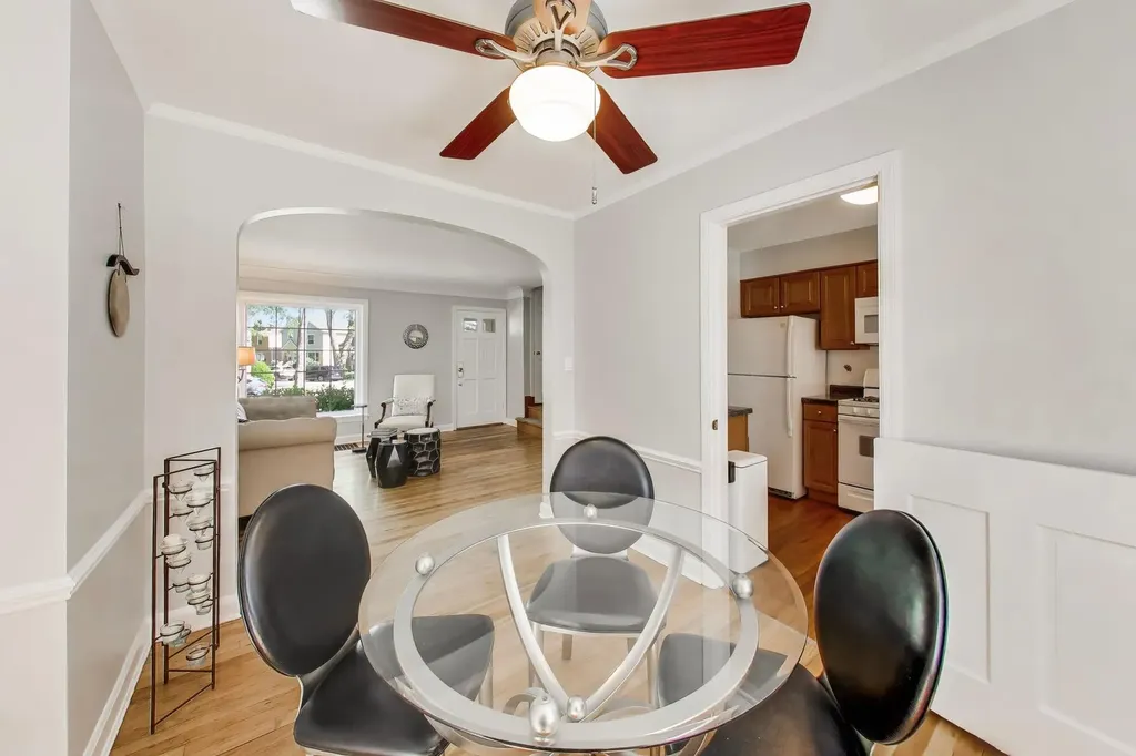 6438 North Oketo Avenue Chicago IL 60631