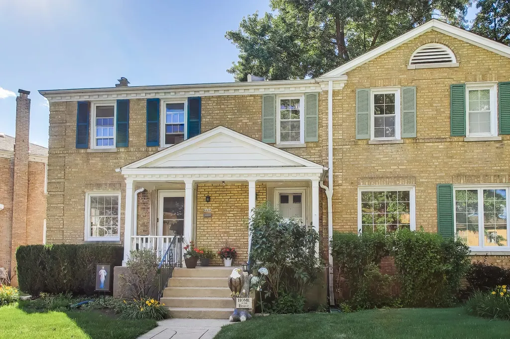 6438 North Oketo Avenue Chicago IL 60631