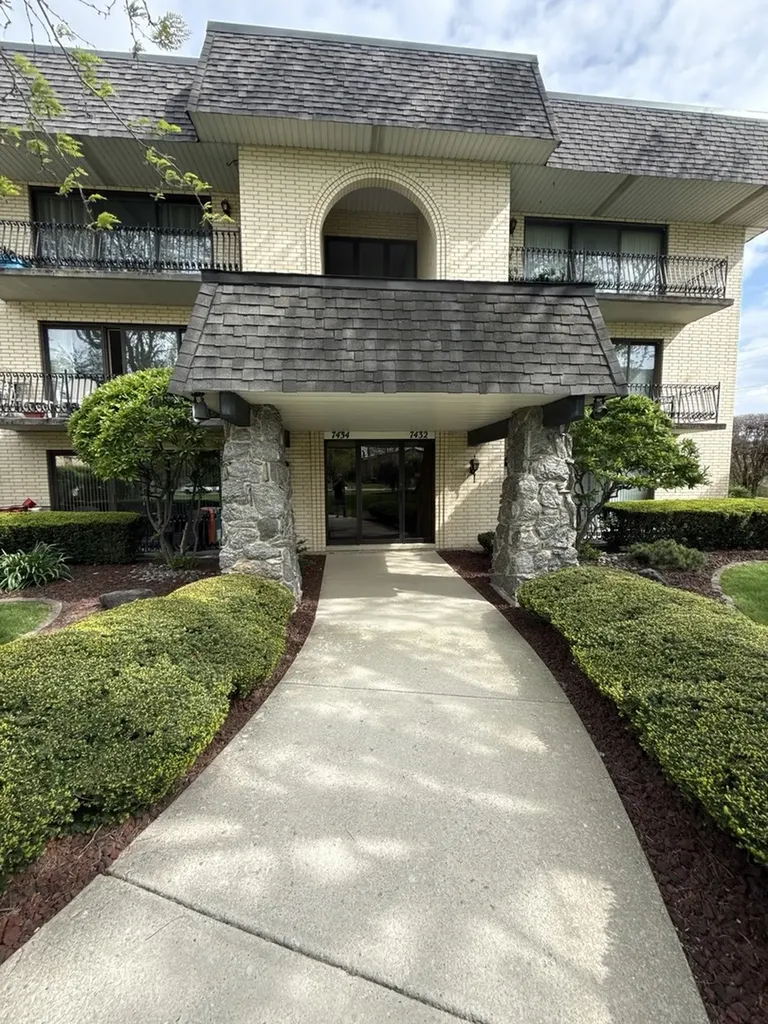 7432 West 153rd Street Orland Park IL 60462