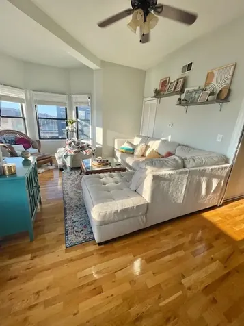 3359 North Southport Avenue Chicago IL 60657