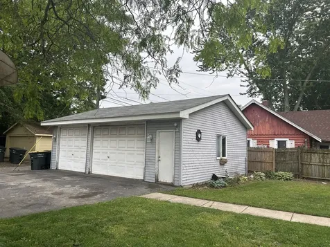 3673 Randolph Street Lansing IL 60438
