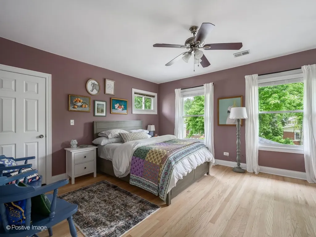 5002 North Central Park Avenue Chicago IL 60625