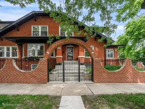 5002 North Central Park Avenue Chicago IL 60625