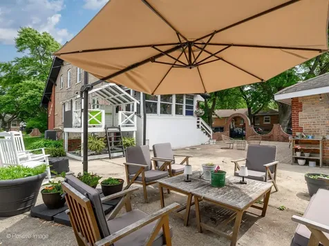 5002 North Central Park Avenue Chicago IL 60625