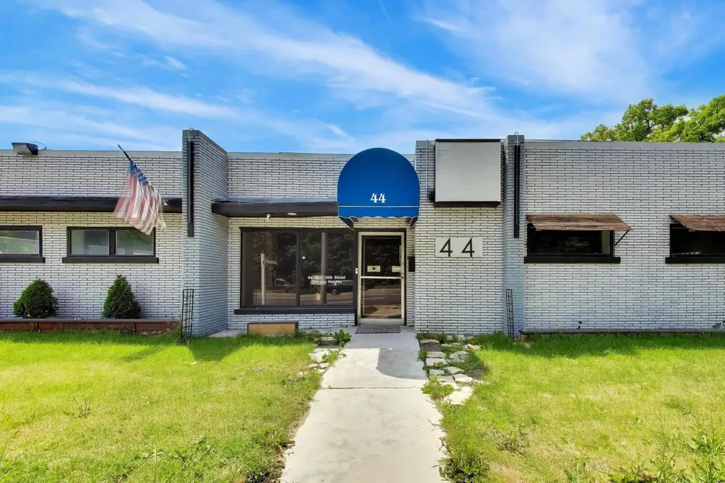 44 West Lincoln Highway Chicago Heights IL 60411